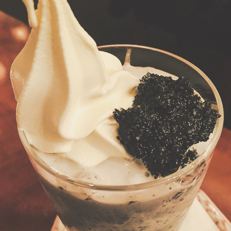 黒ごまシェイク(麻布茶房)