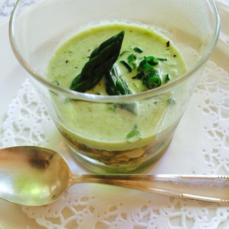 アスパラのジュレ(Ravi Provencau)