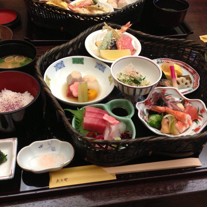 花籠弁当(大乃や青竹庵)