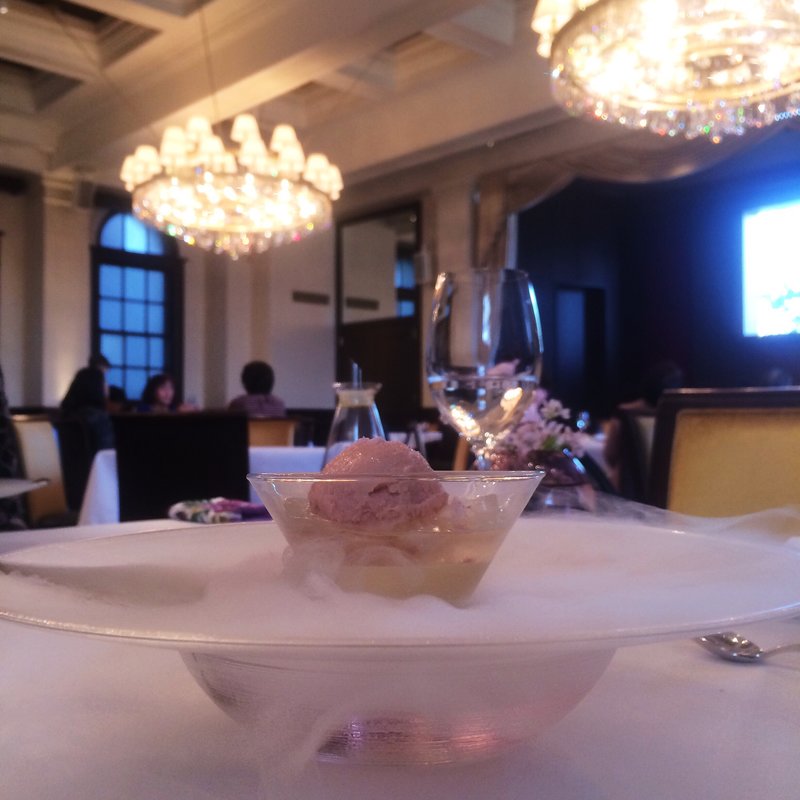 桜フレンチ(旧桜宮公会堂 )