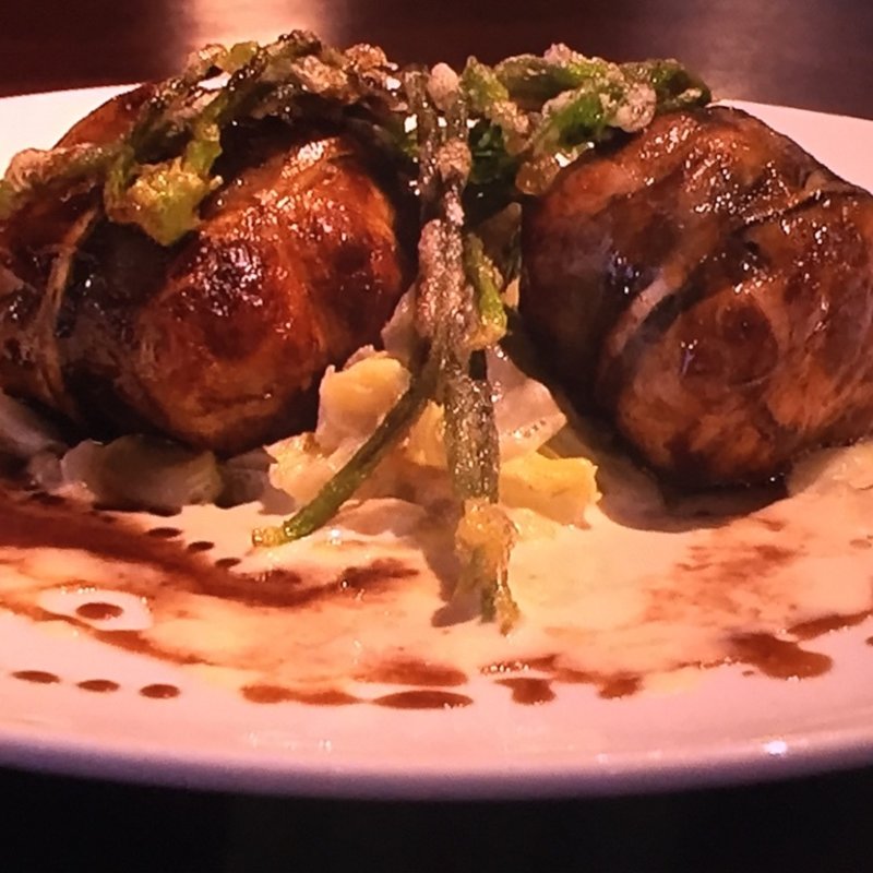 帆立貝柱を包んだ穴子のロースト(ビストロ ア ヴァン オー ルージュ （Bistro a vin EAU ROUGE）)