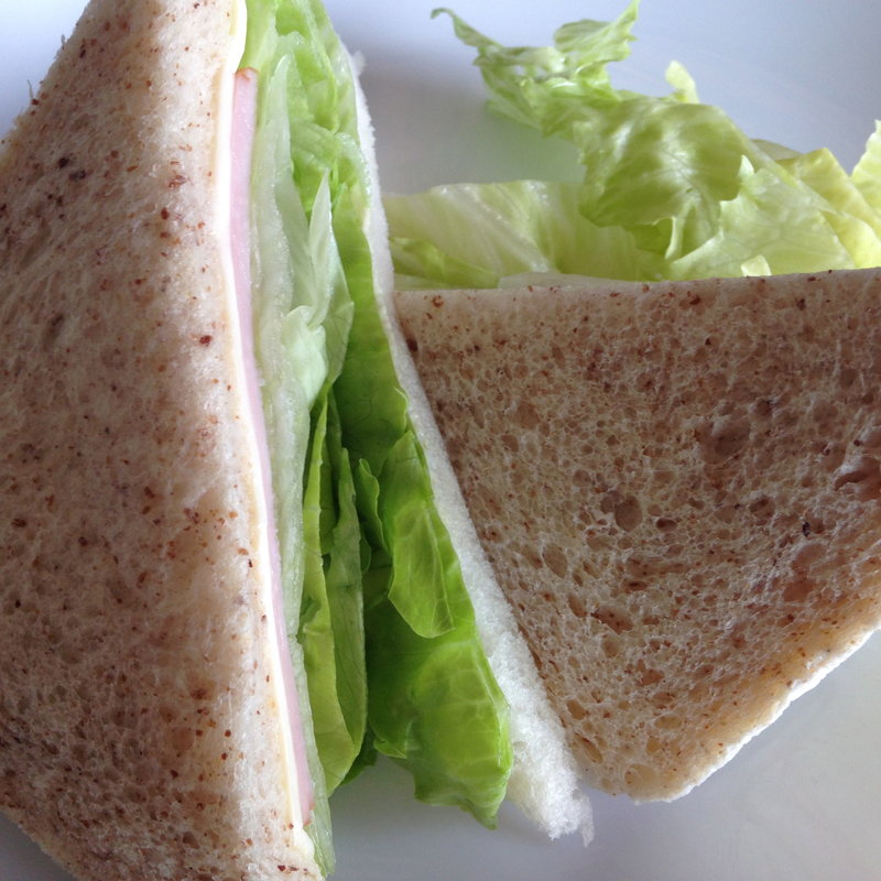 ハムレタスサンド(ブーランジェリーユイ 藤沢本店)