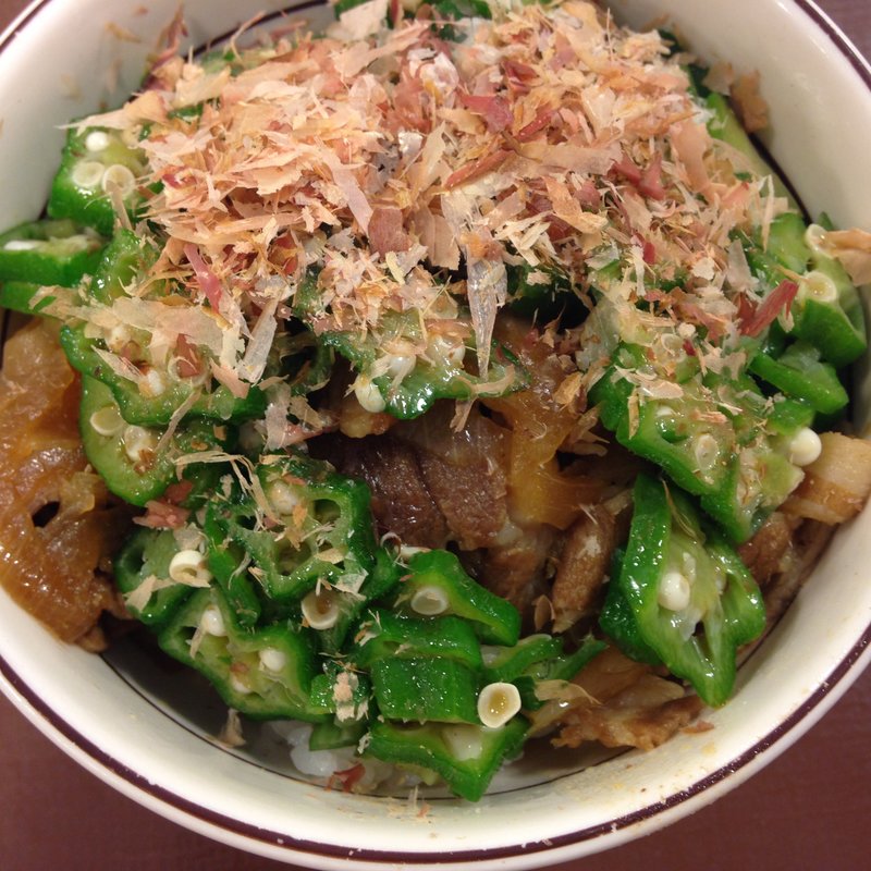 鰹節オクラ牛丼(すき家)