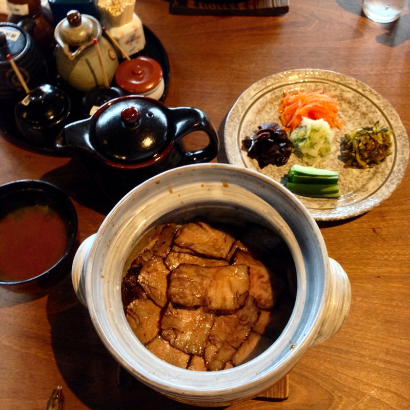 豊後牛まぶし(由布まぶし 心 駅前支店 )