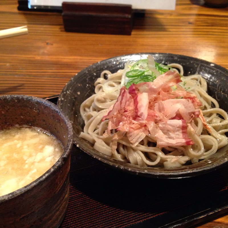 とろろそば(ガレリア元町の蕎麦屋さん)