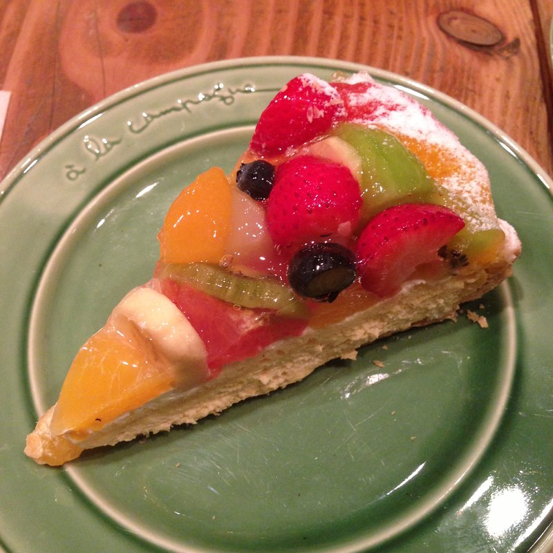 メリメロ　（フルーツのタルト）(ア・ラ・カンパーニュ三宮店)