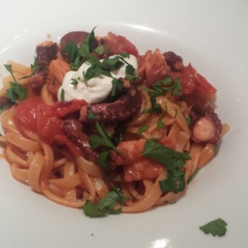 タコとトマトソースのリングイーネ(ピッツェリア　デル・レ)