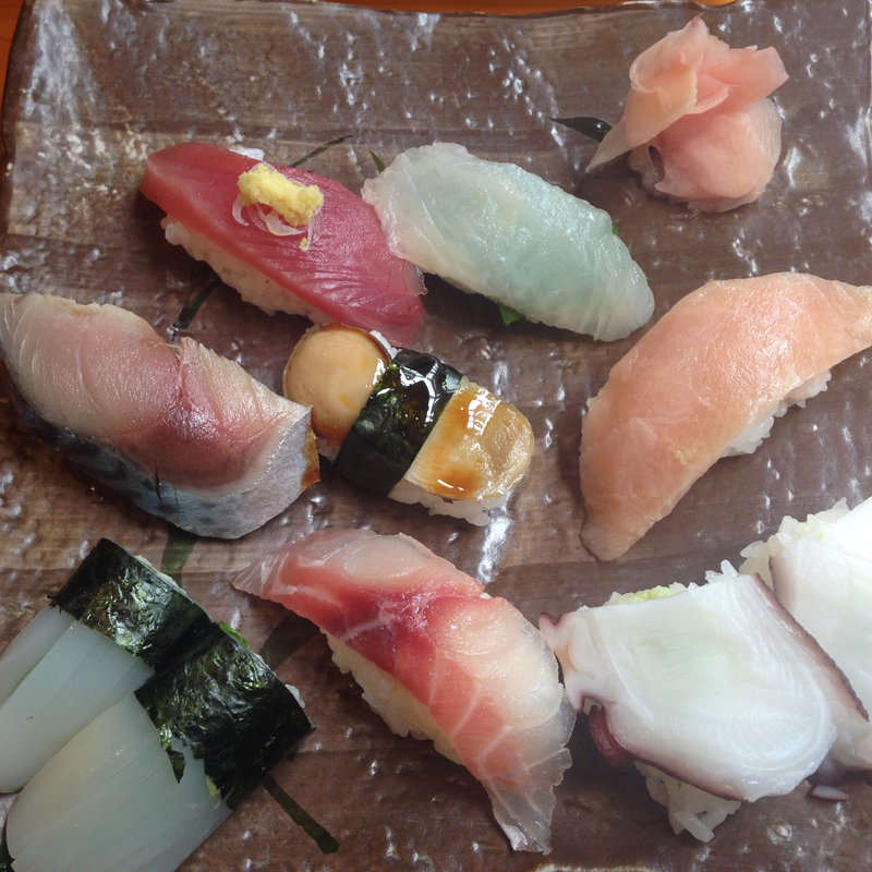 地魚の握り(下町丸竹都寿司 （しもちょうまるたけみやこずし）)