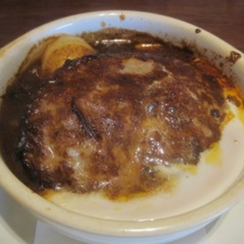 煮込みハンバーグ(葉っぱのみどり)