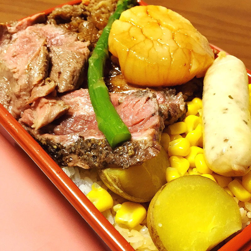 ステーキ弁当(豊平館厨房)