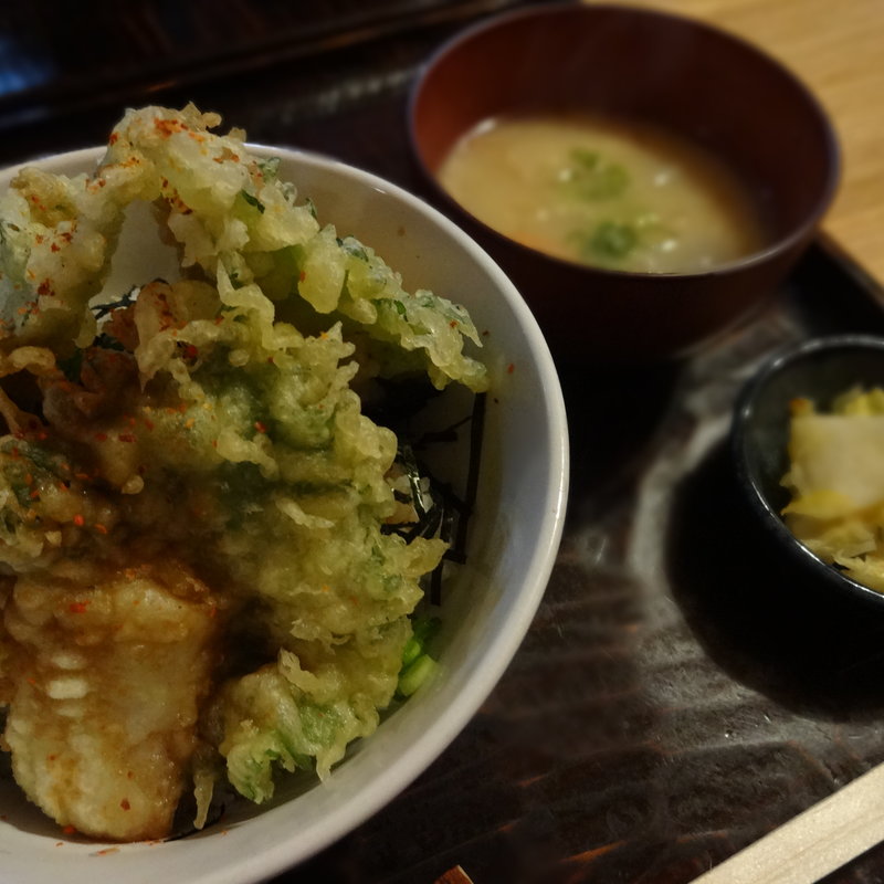 たろうお香梅揚げ丼(和彩 あきら )