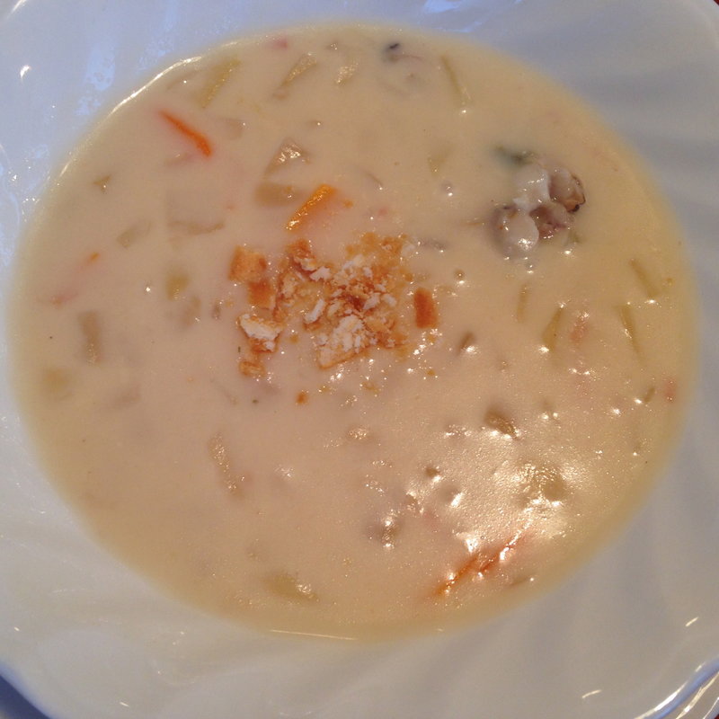 クラムチャウダー(鴨川 ペンション サンポアル )