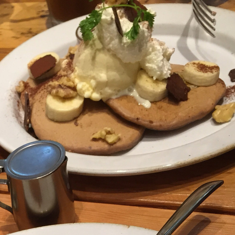 チョコレートバナナパンケーキ(ジェイエス パンケーキカフェ くずはモール店 （j.s. Pancake cafe）)