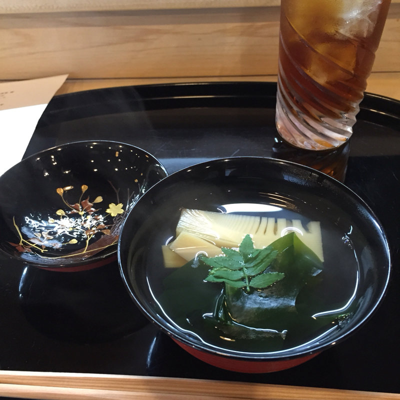 お椀盛(修伯 （しゅうはく）)