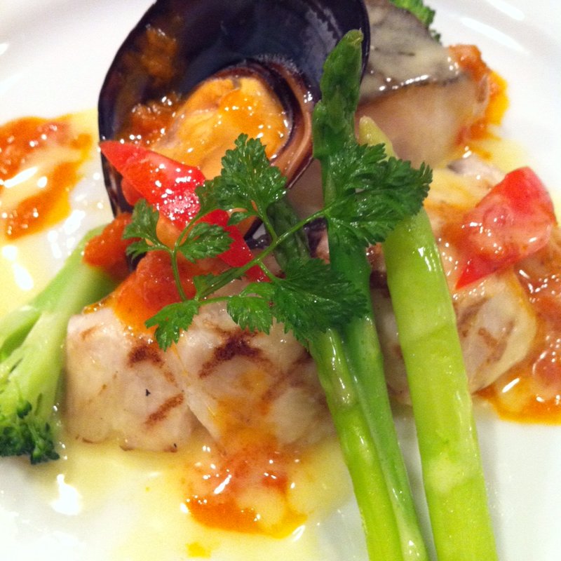 おすすめディナーコースより（お魚料理）(Bistrot Enry. )