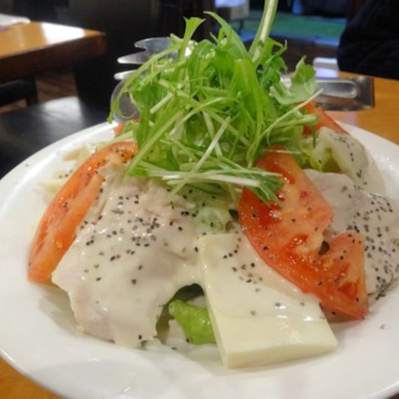 蒸し阿波尾鶏と豆腐のシーザーサラダ(地鶏焼鳥 阿波尾)