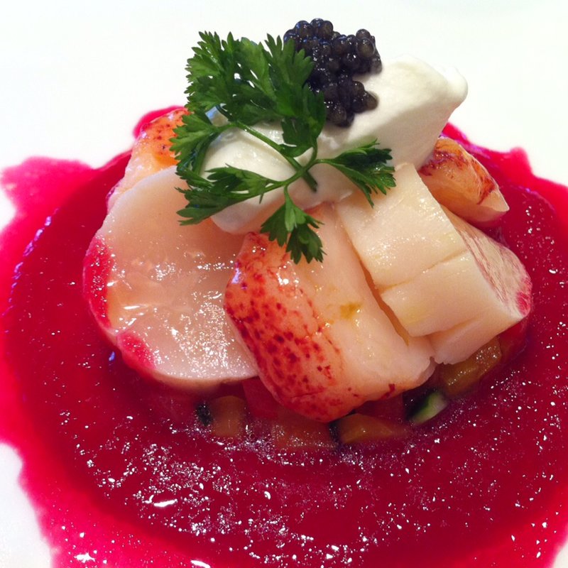 美食家コースより（オマール海老とホタテのアンサンブル ）(ラヴィマーナ アネックス パチャ)