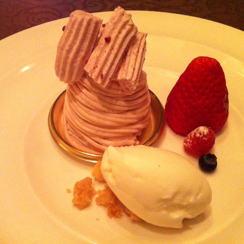 美食家コースより（デザート）(ラヴィマーナ アネックス パチャ)