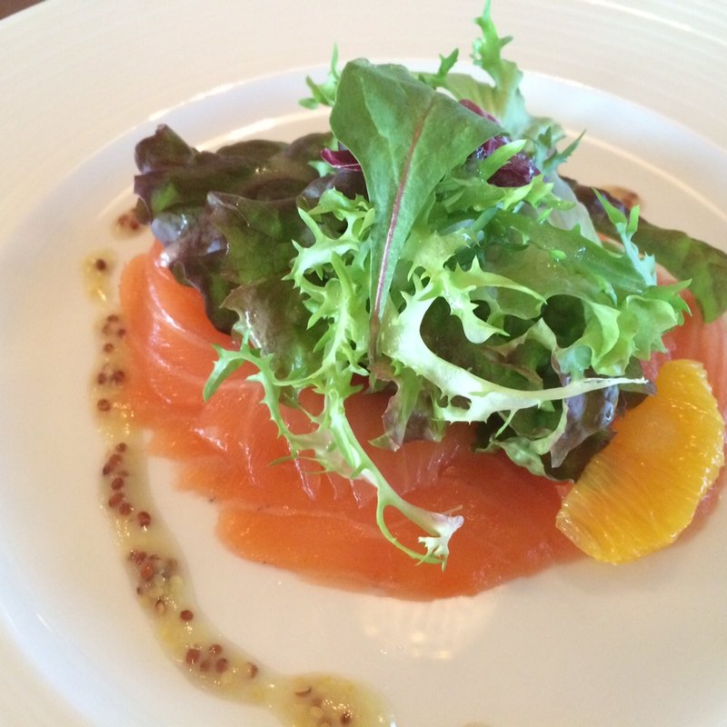 2980円のコース（前菜のサーモン）(バーベキューハウス The Grill )