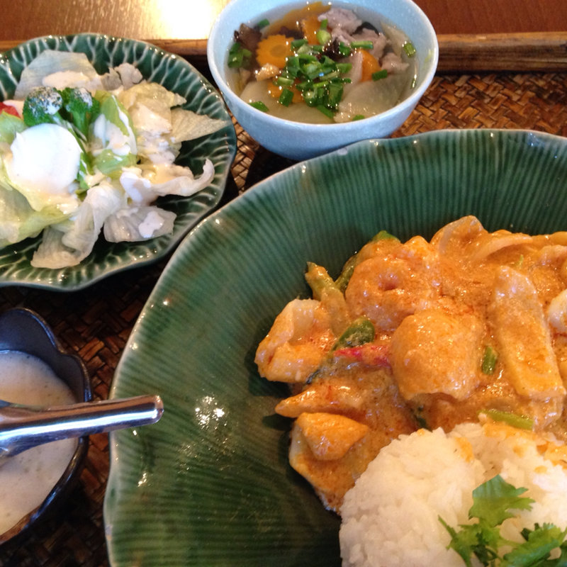 タレーパッポンカレーご飯セット(ボァトゥン)