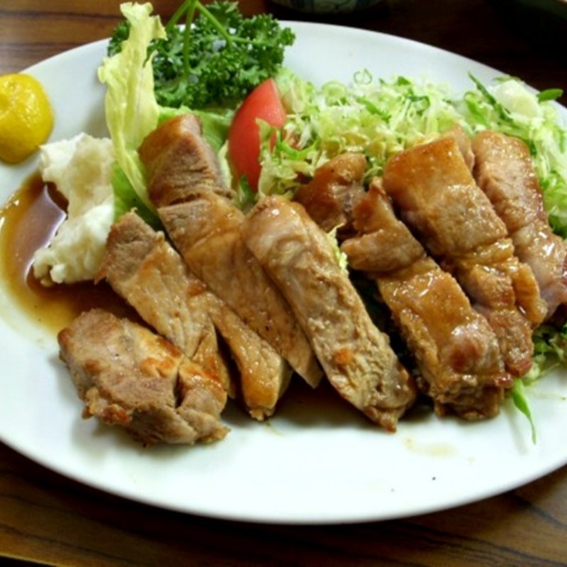 ポークソテー定食(中むら )