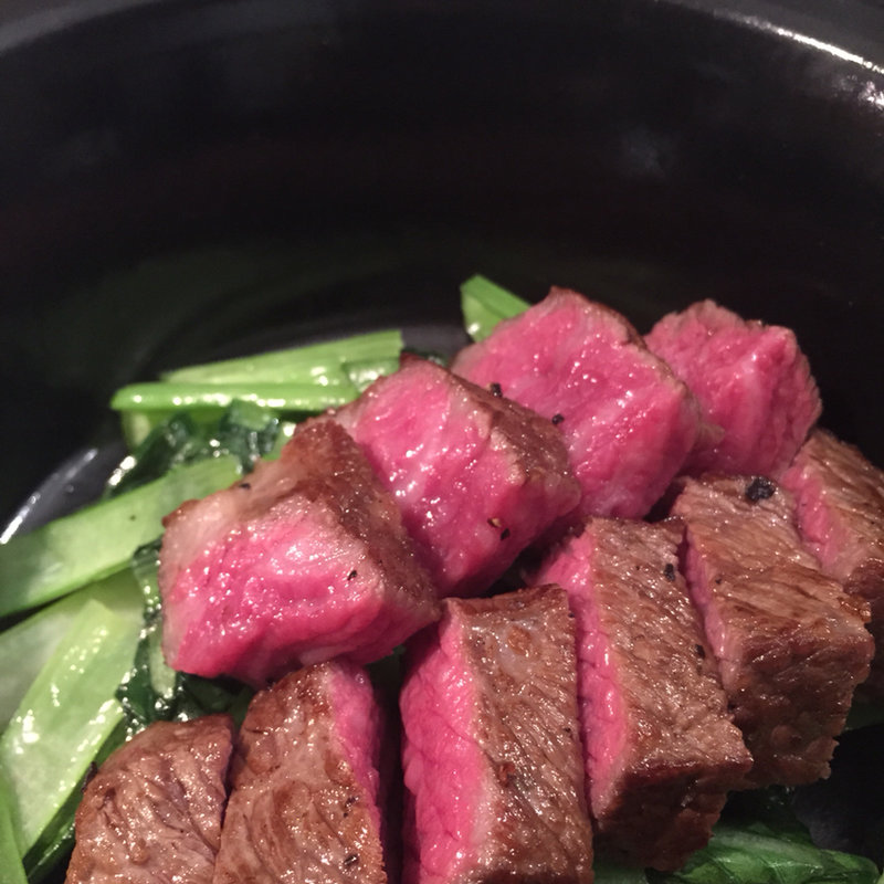 熟成牛ステーキ(サカナの中勢以 （サカナノナカセイ）)