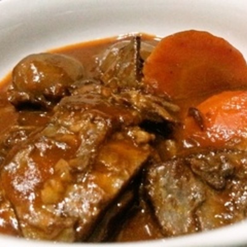 牛すじの赤ワイン煮込み(ミュージックバー ティーンスピリッツ)