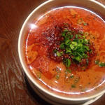 担々麺(紫玉蘭 （シギョクラン）)