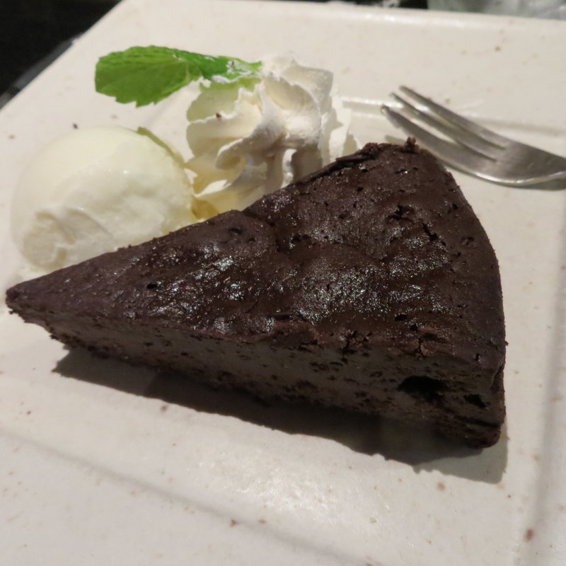 濃厚ガトーショコラ(もんじゃ・お好み焼わいず 北本店)