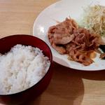 豚ロースの生姜焼き定食(うちだのおやじ)