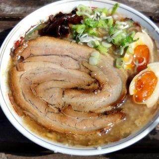 ROCKY焼豚麺(らーめんゴルジ )
