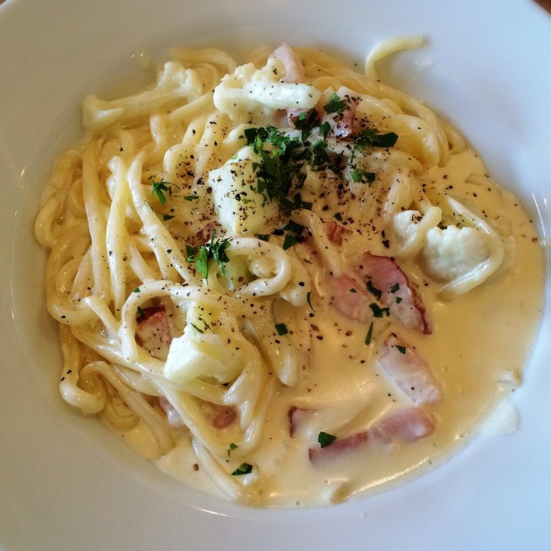 ベーコンとカリフラワーのチーズクリームパスタ(Gill Man )