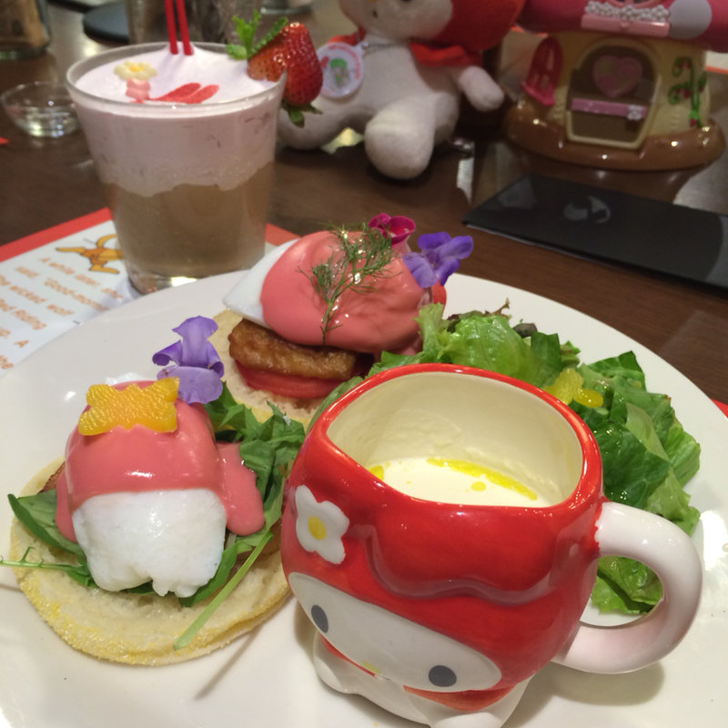 サンライズエッグベネディクト ビシソワーズ付き(THE GUEST （ザ ゲスト）)