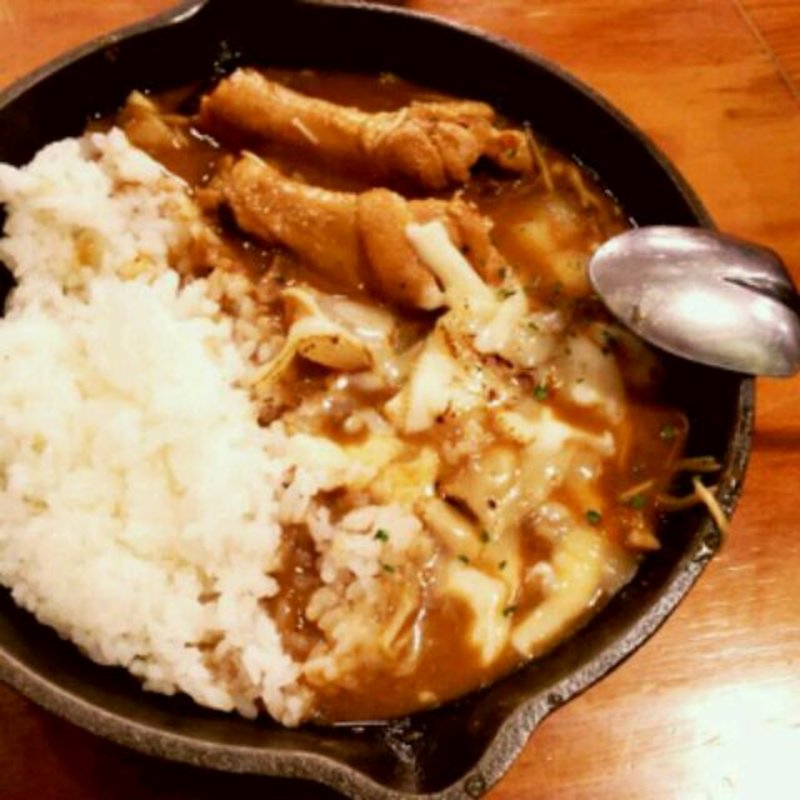 チキンチーズカレー(野菜を食べるカレーcamp express 池袋店)