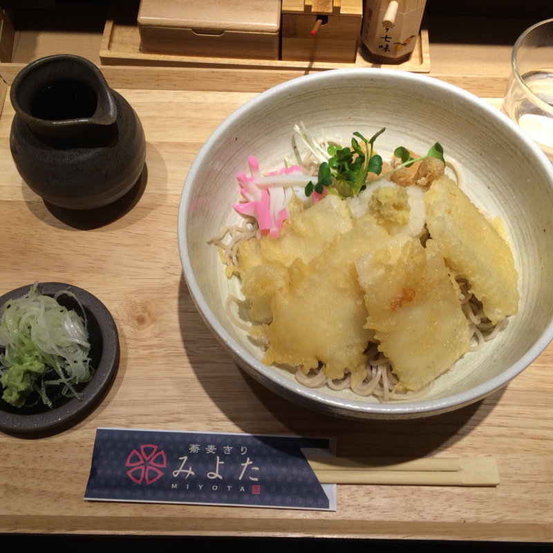 冷し揚げもち(蕎麦きり みよた)