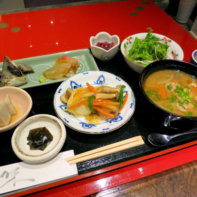 たくみ定食(小料理 たくみ)