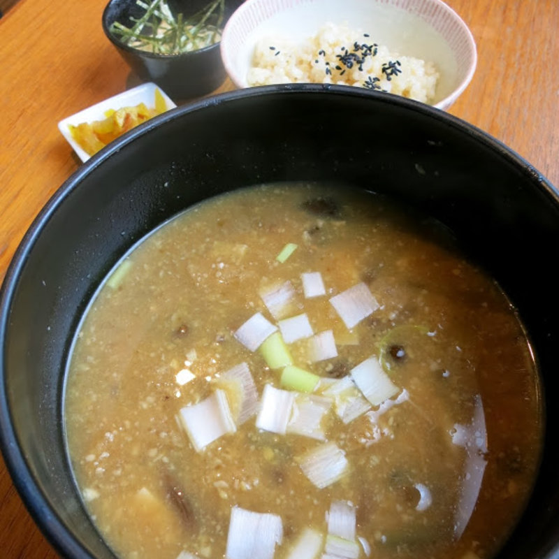 秋田のもてなし納豆汁御膳(かくれ家ダイニング home 六本木)
