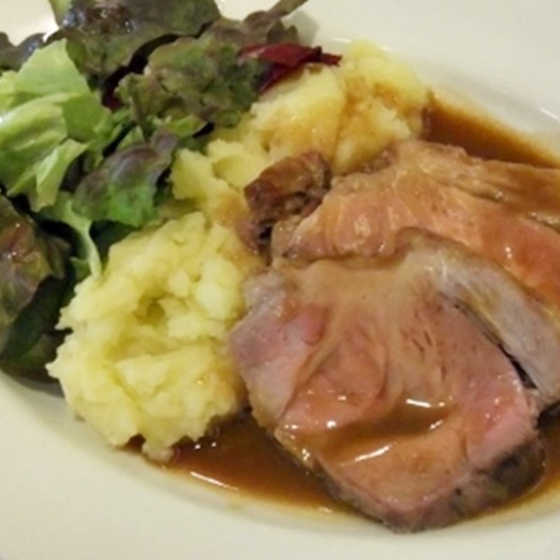 豚肉のロースト(AUX BACCHANALES KIOICHO（オーバカナル 紀尾井町）)