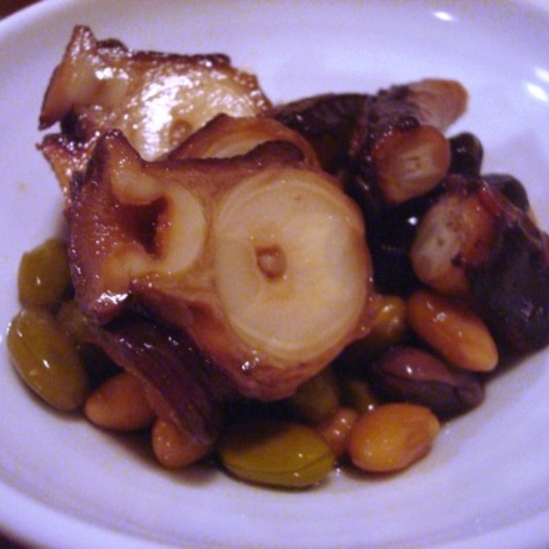 タコと豆の柔らか煮(ぐっつ)