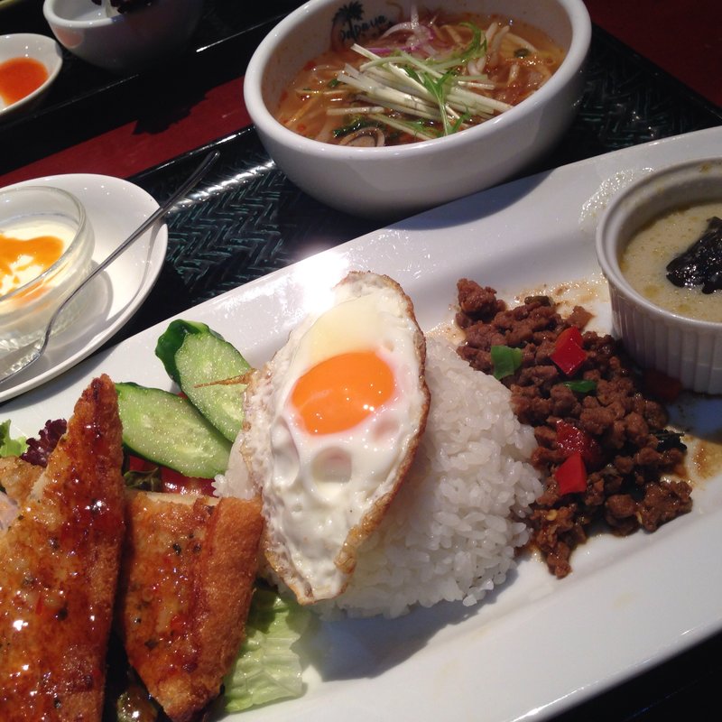 アジアン大人のお子様ランチ(パパイヤリーフ 日比谷シャンテ店 )