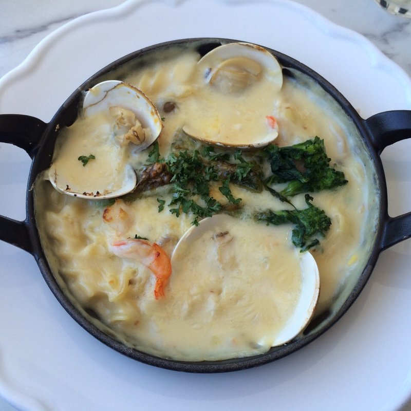 海の幸とブロッコリーのクリーミーグラタン(バルバラアターブル （BARBARA a table）)