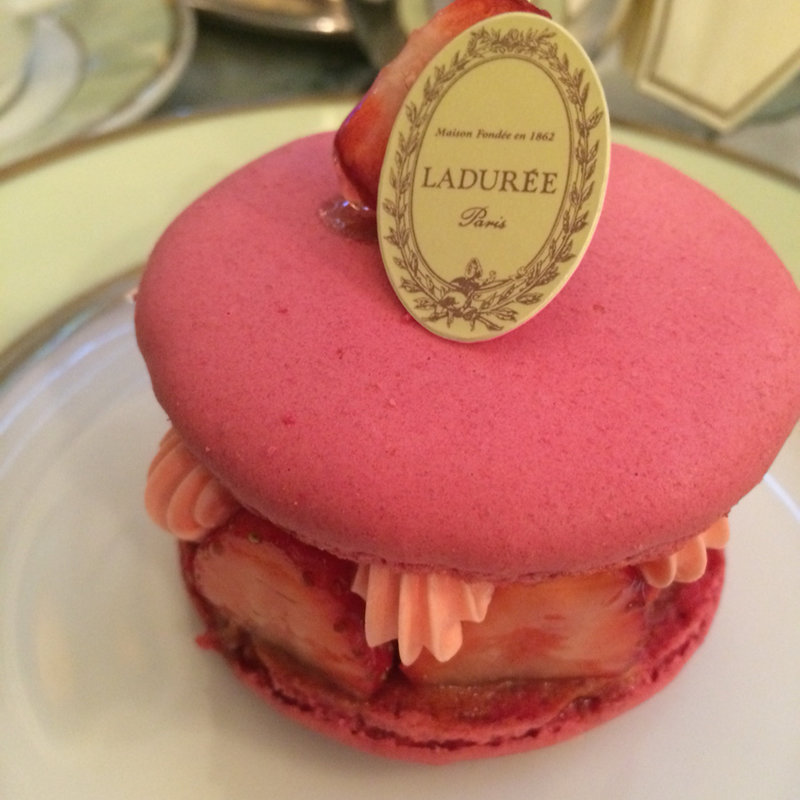 バタフライ(Ladurée　銀座店)