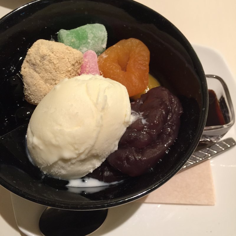 クリームあんみつ(文明堂カフェ)