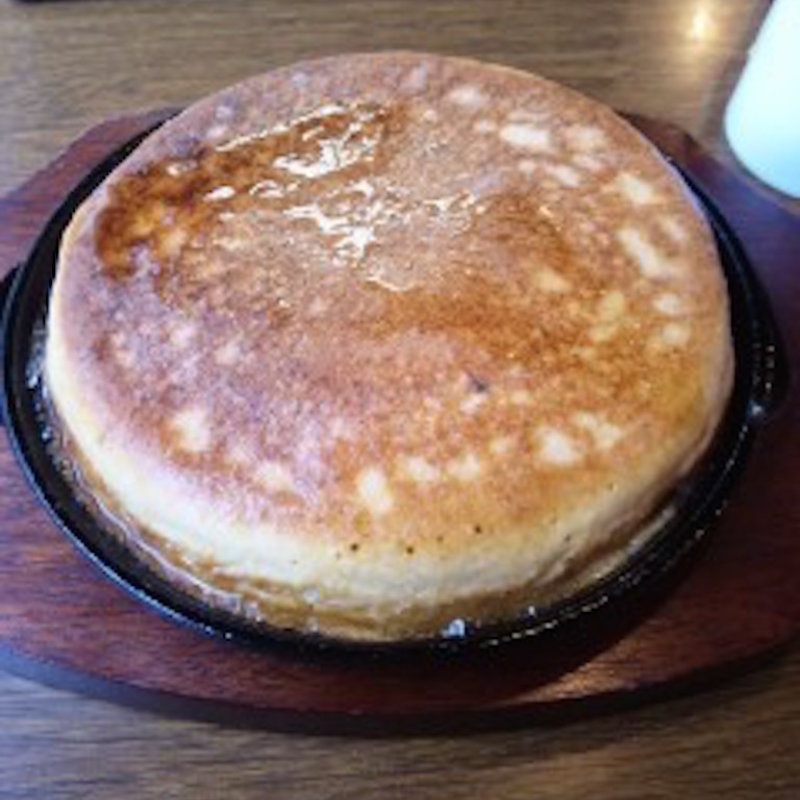 プレーンパンケーキ＆コーヒー　(シンセツ （SHIN-SETSU）)