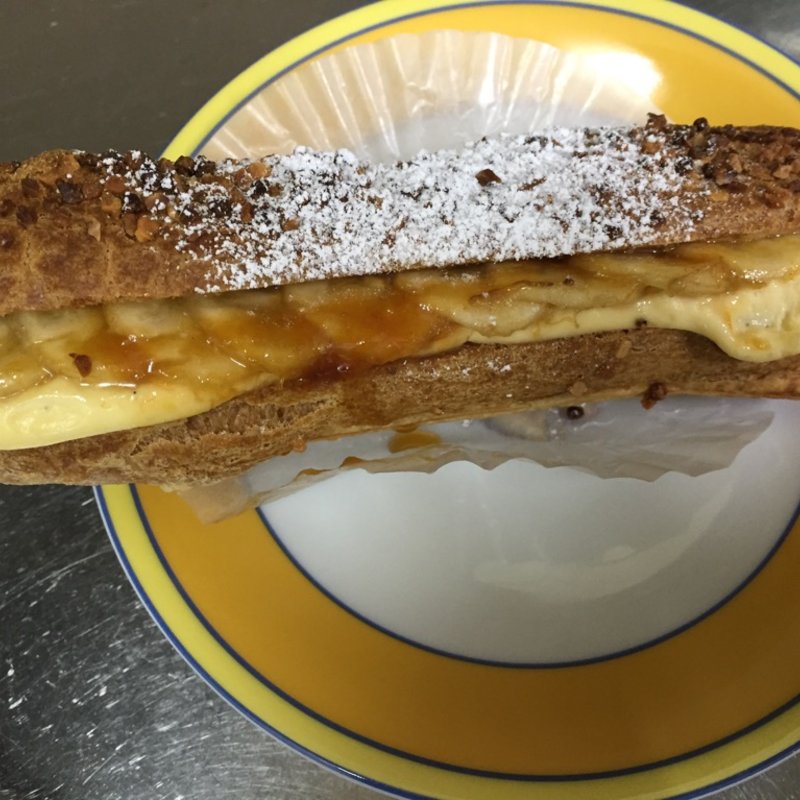 バナナのエクレア(ムーラタルト)