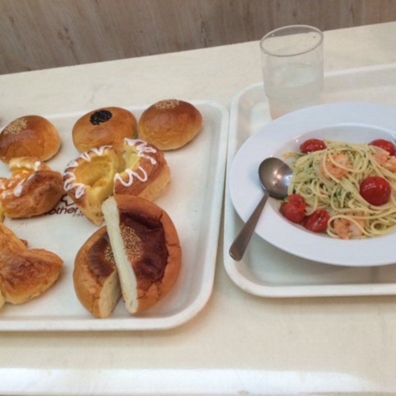 パン食べ放題日替わりランチ(Brother Bakery 西大路本店 （ブラザー ベーカリー）)