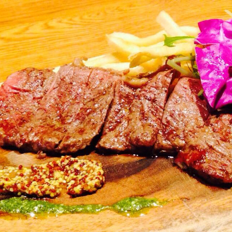 ステーキランチ(パンビュッフェ&肉イタリアン 茶屋町 ファクトリーカフェ)