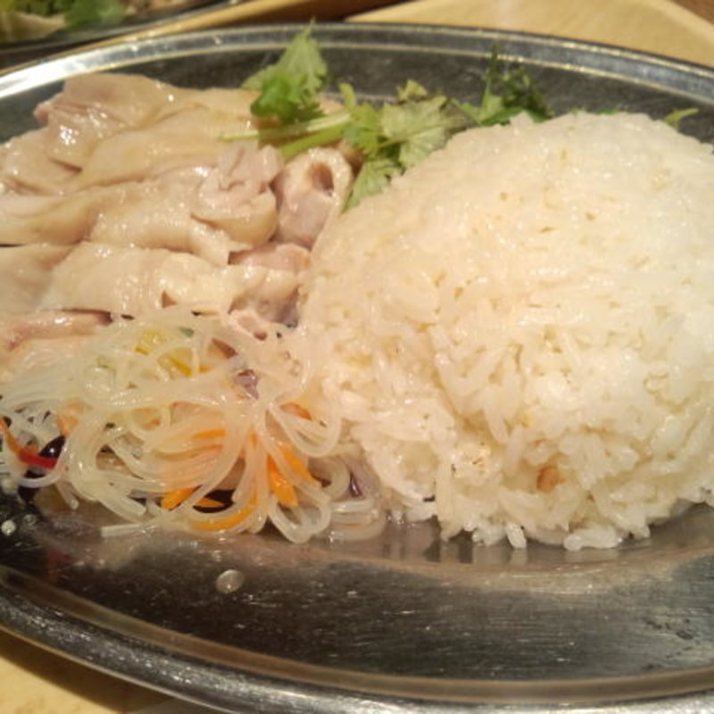 ランチセット(新嘉坡鶏飯 )