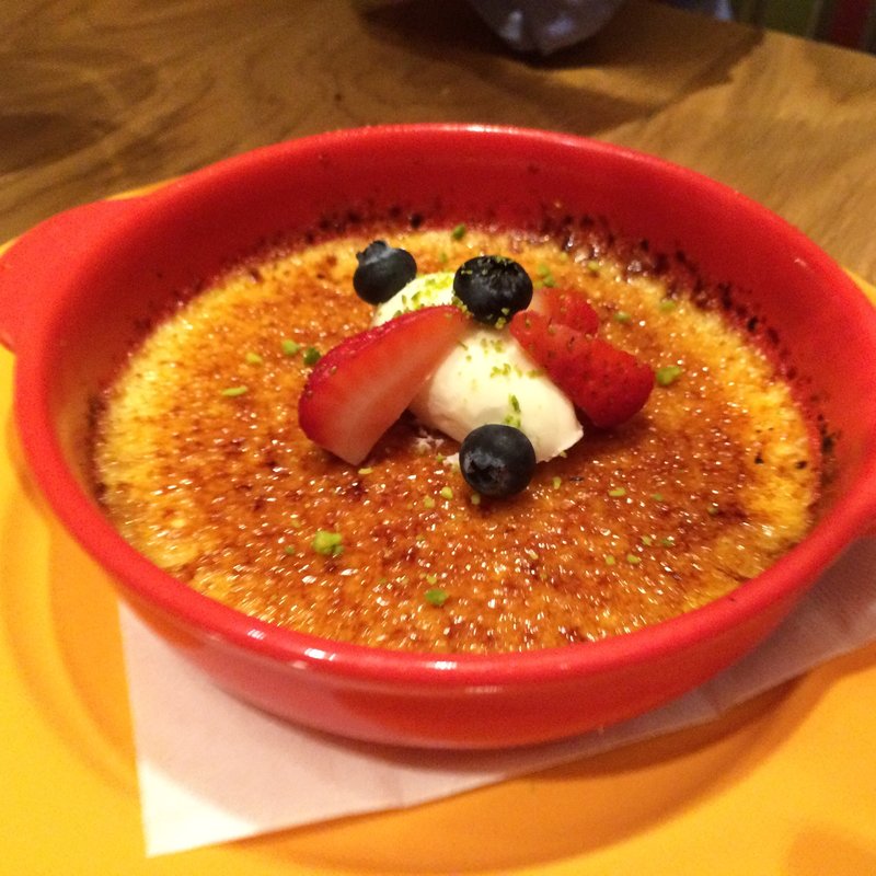 クレマ・カタラーナ(La Pesquera MARISQUERIA)