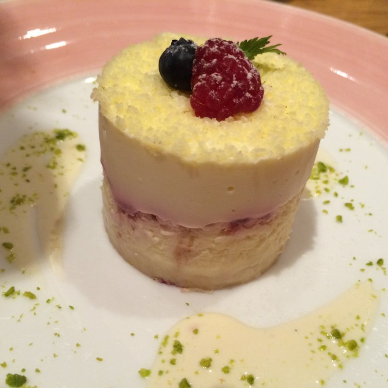 ラズベリーチーズケーキ(La Pesquera MARISQUERIA)